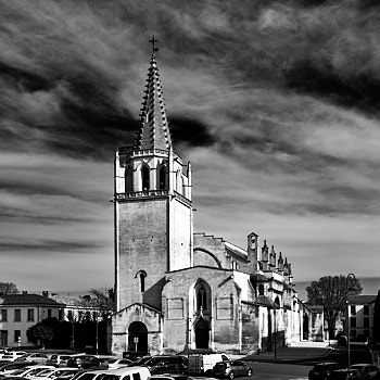 Collégiale royale Sainte-Marthe, Tarascon<br>LEICA Q3, 28 mm, 200 ISO,  1/1000 sec,  f : 8 