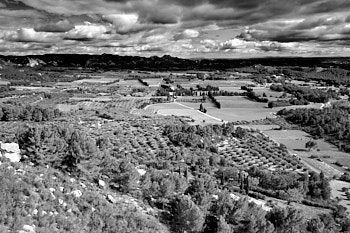 Vallée des Baux de Provence<br>LEICA Q3, 28 mm, 100 ISO,  1/200 sec,  f : 5.6 