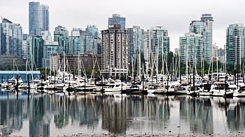 Vancouver<br>NIKON Df, 62 mm, 1000 ISO,  1/250 sec,  f : 8 