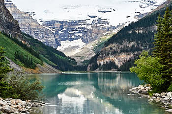 Lake louise, vallée des six glaciers<br>NIKON Df, 78 mm, 1000 ISO,  1/500 sec,  f : 6.3 