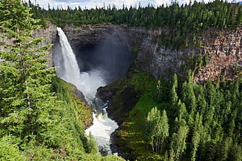 Helmcken Falls, Wells gray park<br>NIKON Df, 24 mm, 500 ISO,  1/250 sec,  f : 8 