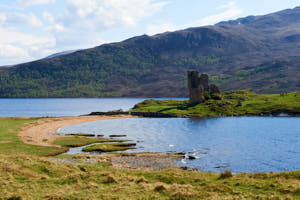 Lock Assynt<br>NIKON D4, 70 mm, 100 ISO,  1/250 sec,  f : 10 