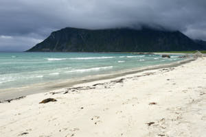 La plage de Flakstad<br>NIKON Df, 34 mm, 100 ISO,  1/250 sec,  f : 8 